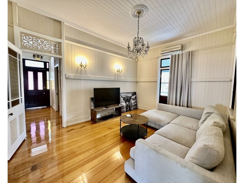 37 Harlin Rd, Coalfalls QLD 4305