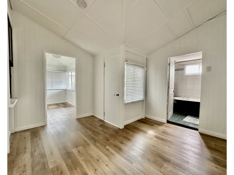 37 Harlin Rd, Coalfalls QLD 4305