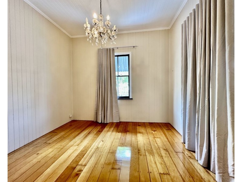 37 Harlin Rd, Coalfalls QLD 4305