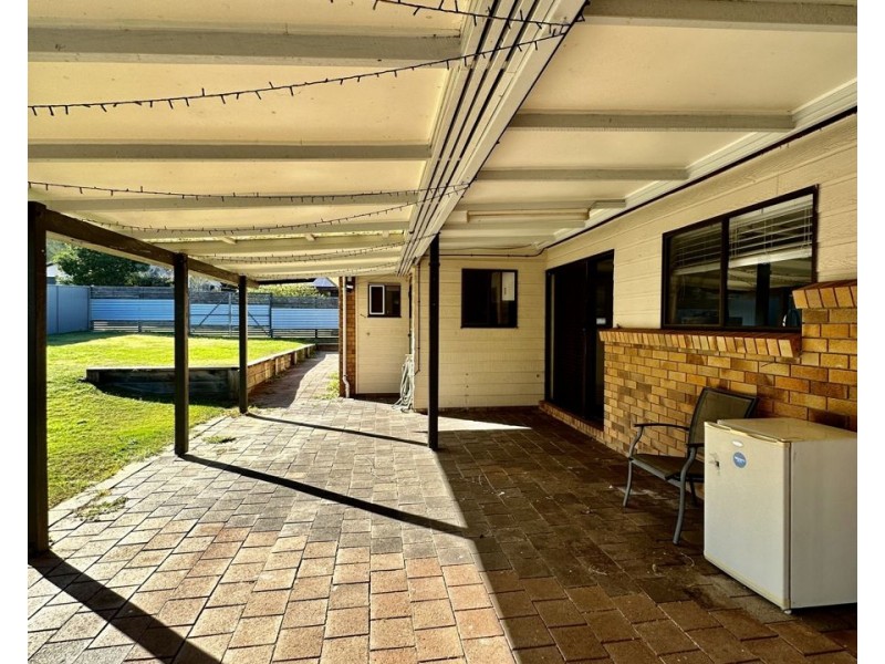 8 Bluegum Dr, Camira QLD 4300