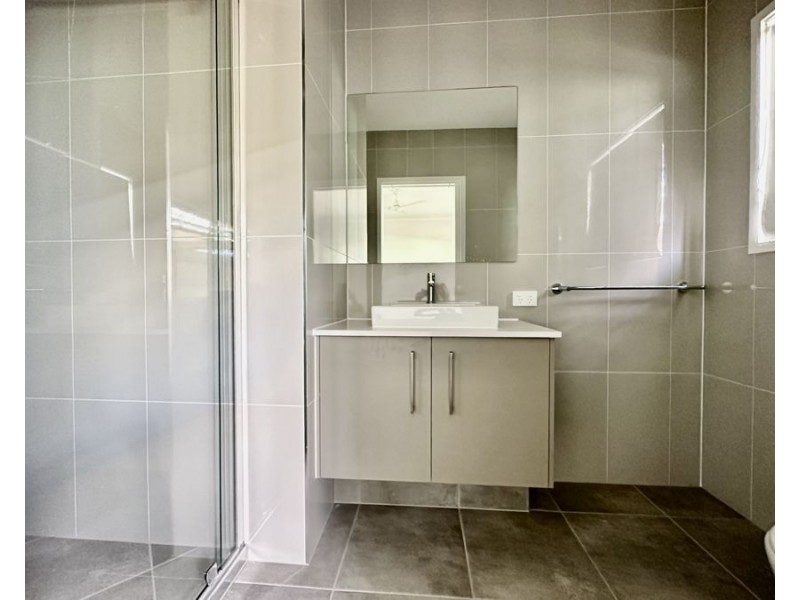 19 Bloomfield St, Pallara QLD 4110