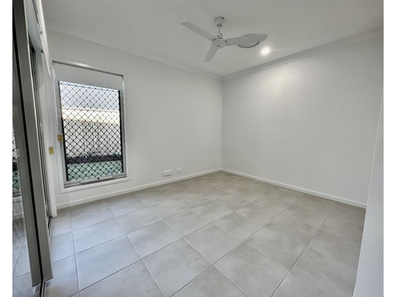 41 Bloomfield St, Pallara QLD 4110
