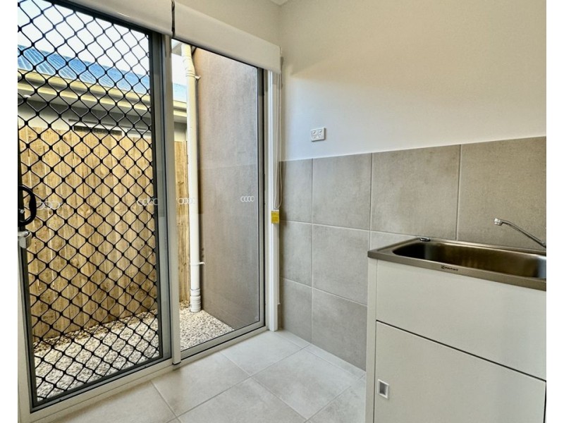 41 Bloomfield St, Pallara QLD 4110