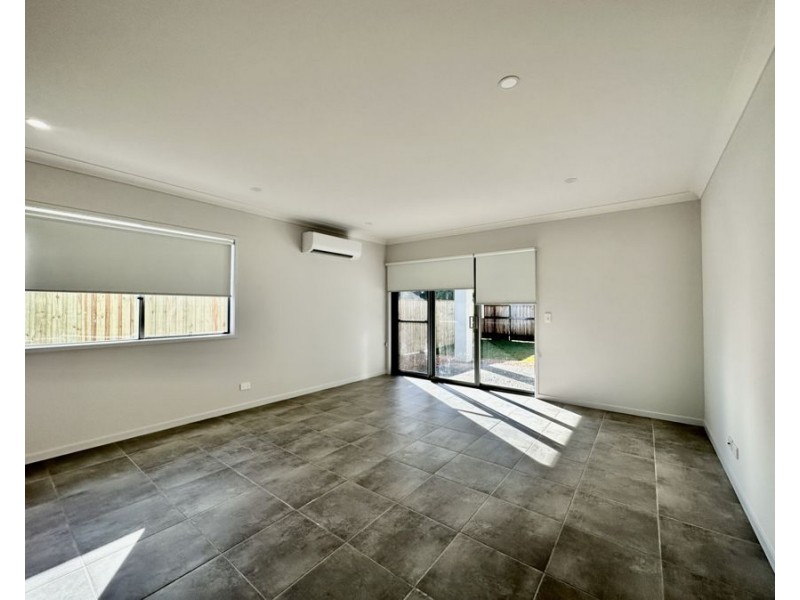 15 Ashwood Cct, Chambers Flat QLD 4133