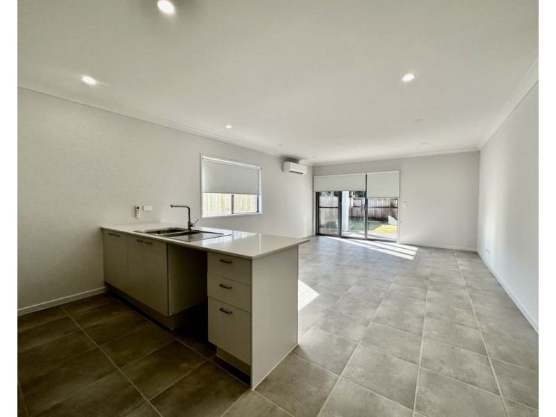 15 Ashwood Cct, Chambers Flat QLD 4133