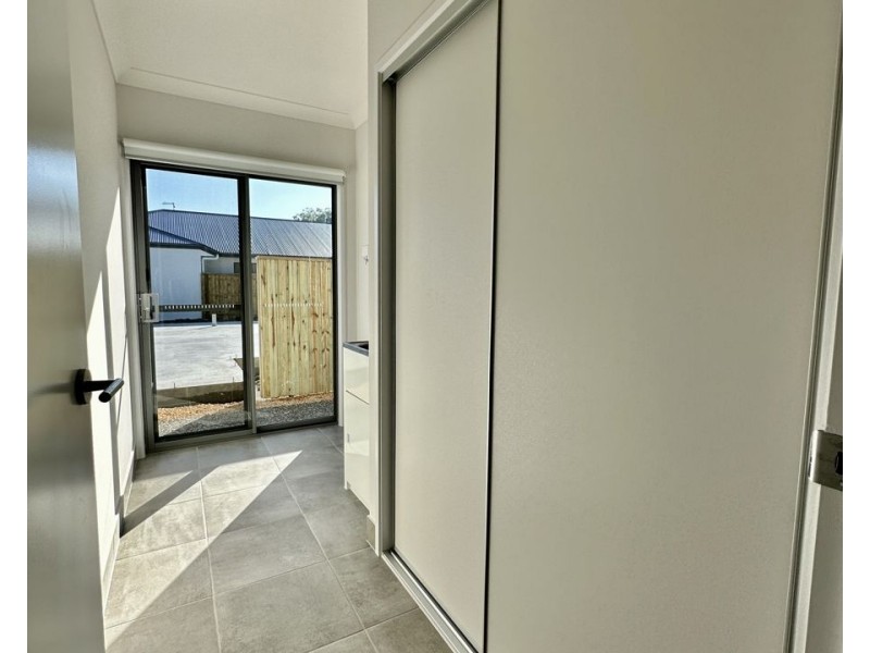 15 Ashwood Cct, Chambers Flat QLD 4133