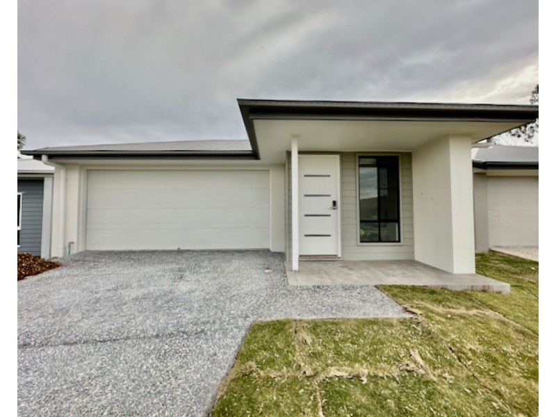 55 Dominique Way, Flinders View QLD 4305