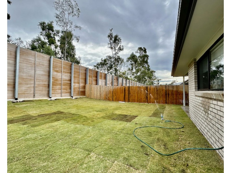 55 Dominique Way, Flinders View QLD 4305