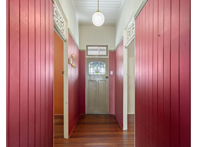 14a Green Street, Booval QLD 4304