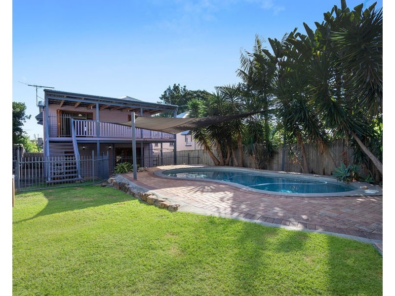 14a Green Street, Booval QLD 4304