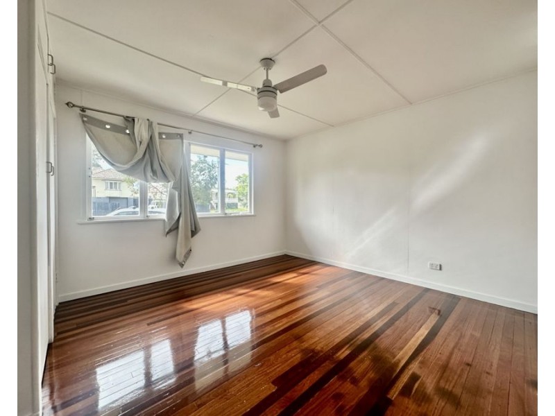 41 Clifton St, Booval QLD 4304
