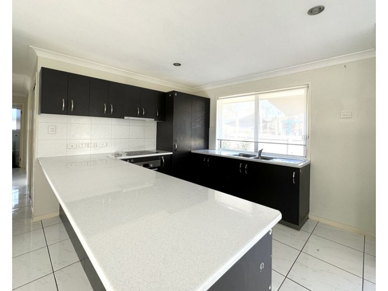 66 Woodford Street, One Mile QLD 4305