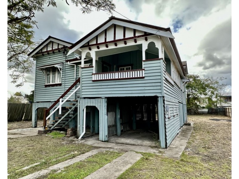 40 The Terrace, North Ipswich QLD 4305