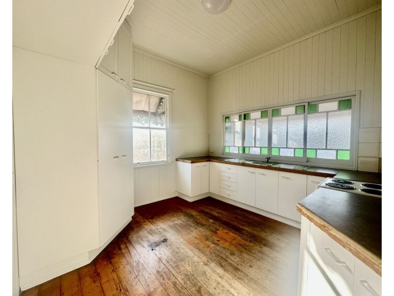41 The Terrace, North Ipswich QLD 4305