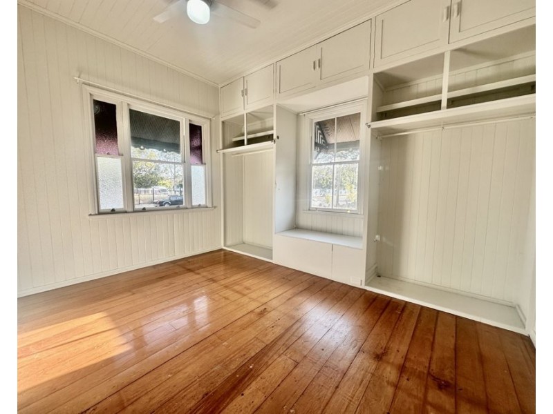 41 The Terrace, North Ipswich QLD 4305