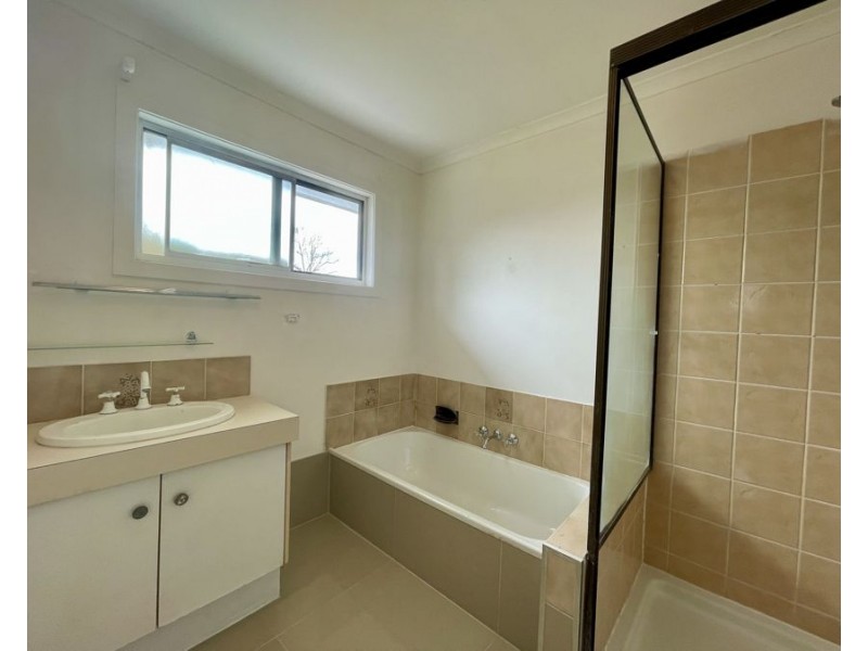 25 Kennedy Drive, Redbank Plains QLD 4301