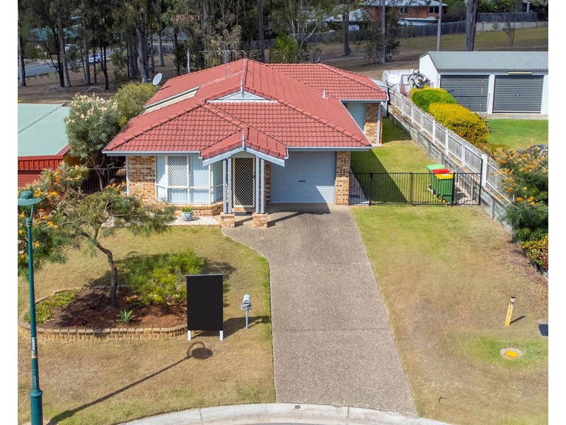 10 Diosma Close, Yamanto QLD 4305