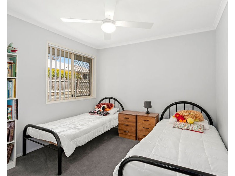10 Diosma Close, Yamanto QLD 4305