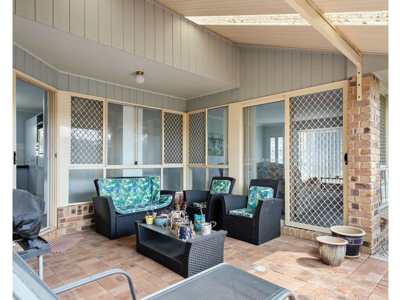 10 Diosma Close, Yamanto QLD 4305