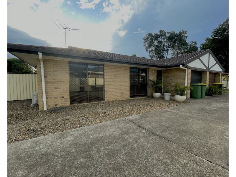 1/15 Craig St, Redbank Plains QLD 4301