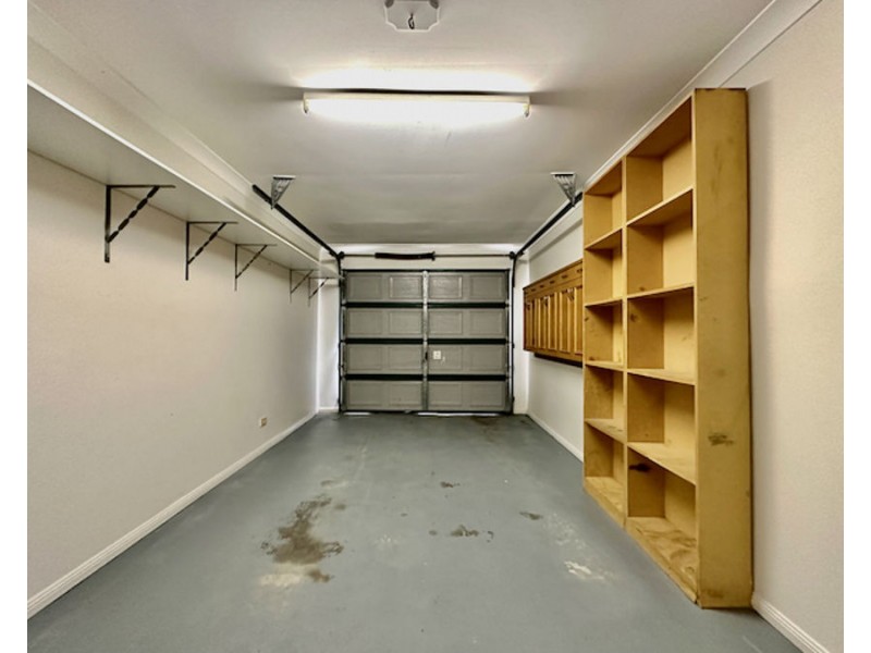 1/77 Cootharaba Dr, Helensvale QLD 4212