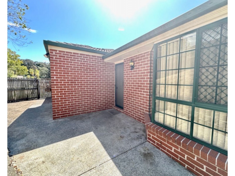 1/77 Cootharaba Dr, Helensvale QLD 4212