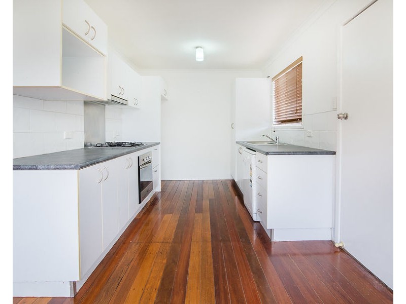 4 Duce St, Bundamba QLD 4304