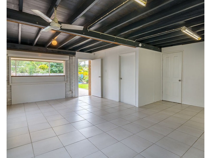 4 Duce St, Bundamba QLD 4304