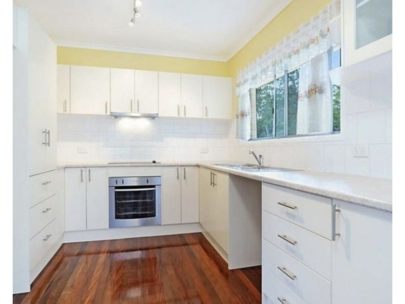 9 Wandearah Cresent, Ferny Hills QLD 4055