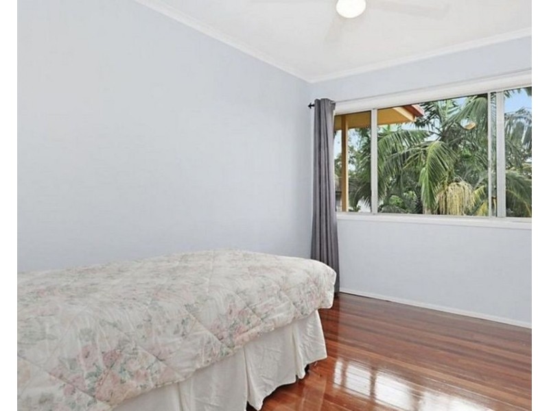 9 Wandearah Cresent, Ferny Hills QLD 4055