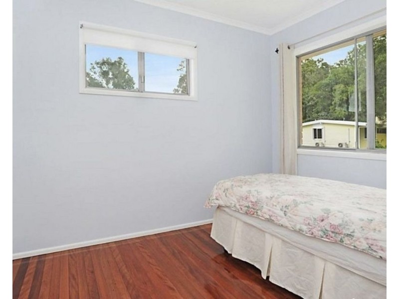 9 Wandearah Cresent, Ferny Hills QLD 4055
