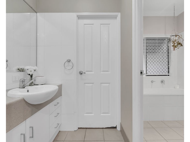 75 Tiger St, West Ipswich QLD 4305