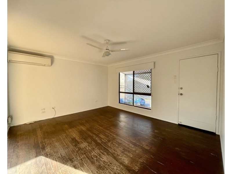 18 Nigel St, Redbank Plains QLD 4301