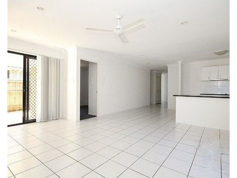 99 Collins St, Collingwood Park QLD 4301
