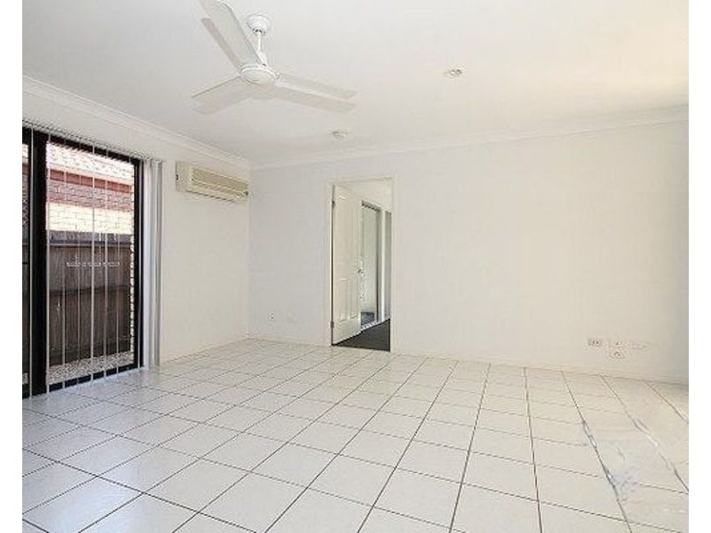 99 Collins St, Collingwood Park QLD 4301