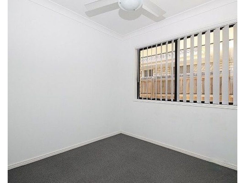99 Collins St, Collingwood Park QLD 4301