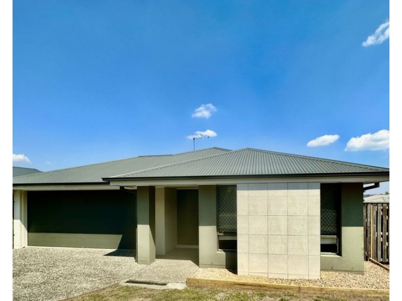 7 Norton Sands Dr, Redbank Plains QLD 4301