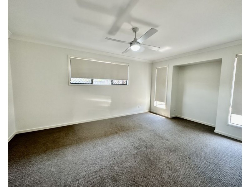 7 Norton Sands Dr, Redbank Plains QLD 4301