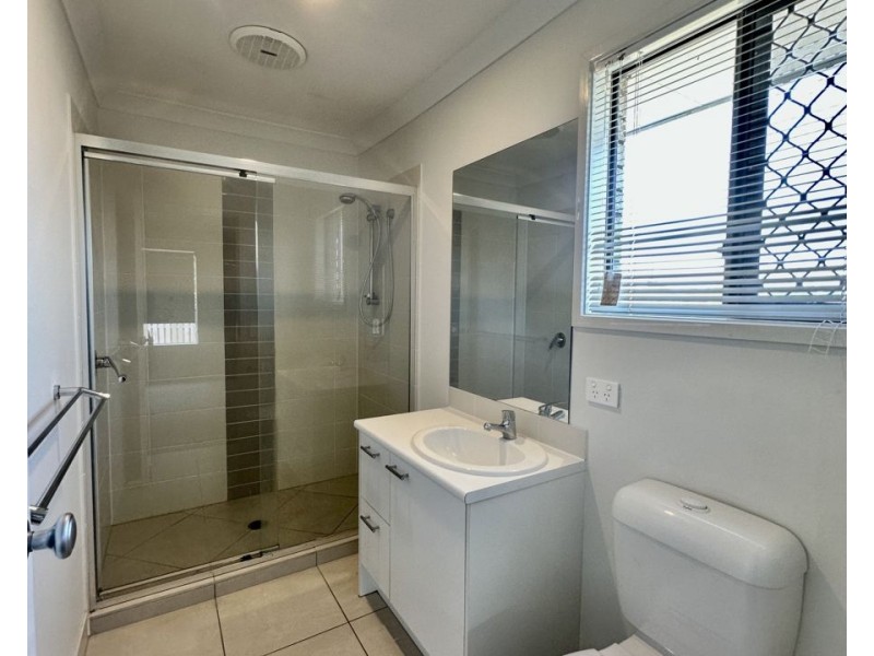 7 Norton Sands Dr, Redbank Plains QLD 4301