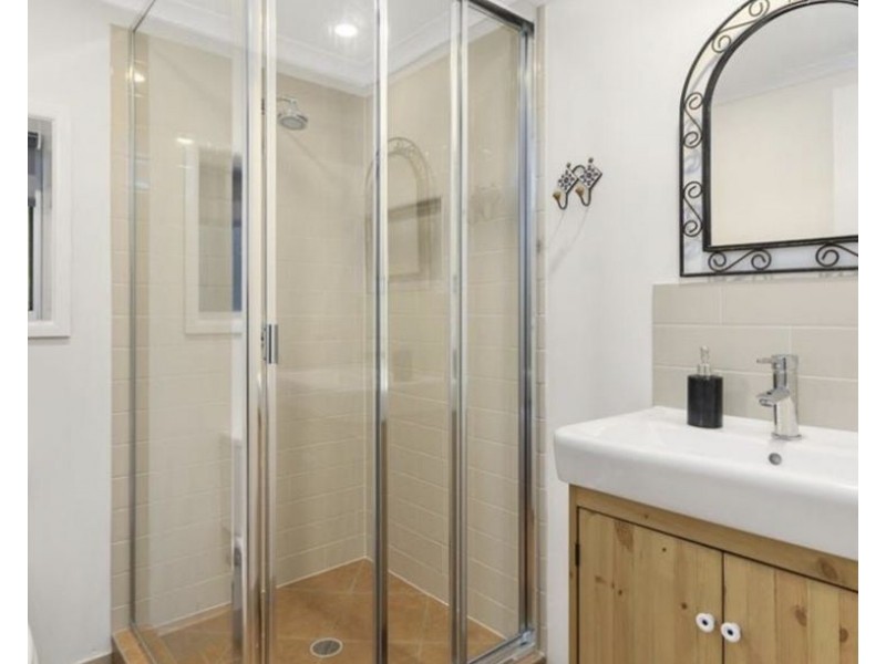 25 Allan Rd, Camira QLD 4300