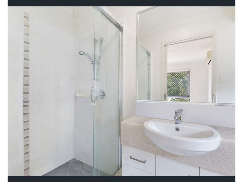 24/15 Workshops Street, Brassall QLD 4305