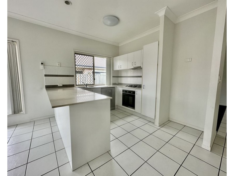 10 French Ct, Redbank Plains QLD 4301