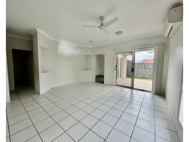 10 French Ct, Redbank Plains QLD 4301