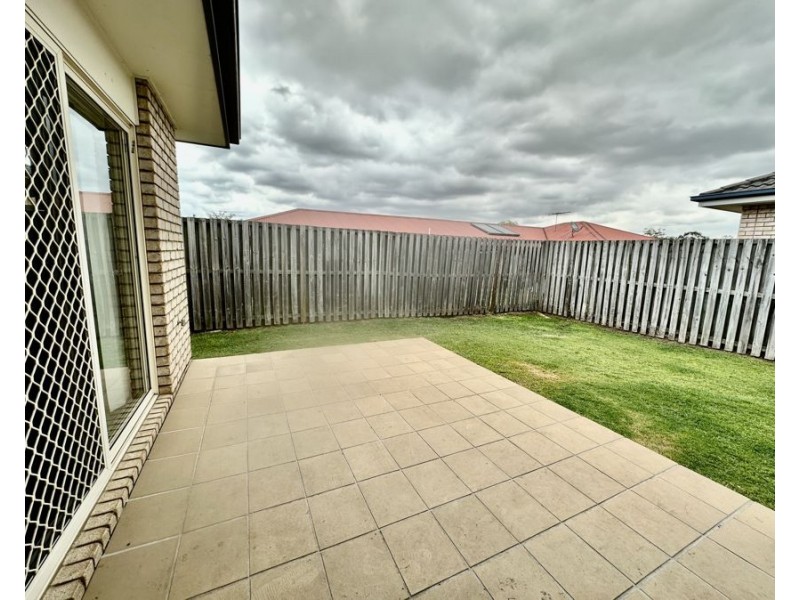 10 French Ct, Redbank Plains QLD 4301