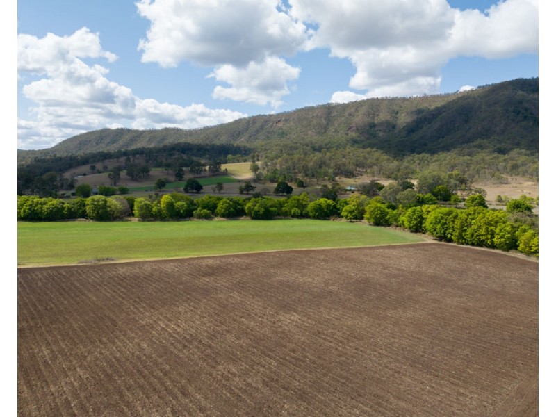 2 Main Camp Creek Road, Thornton QLD 4341