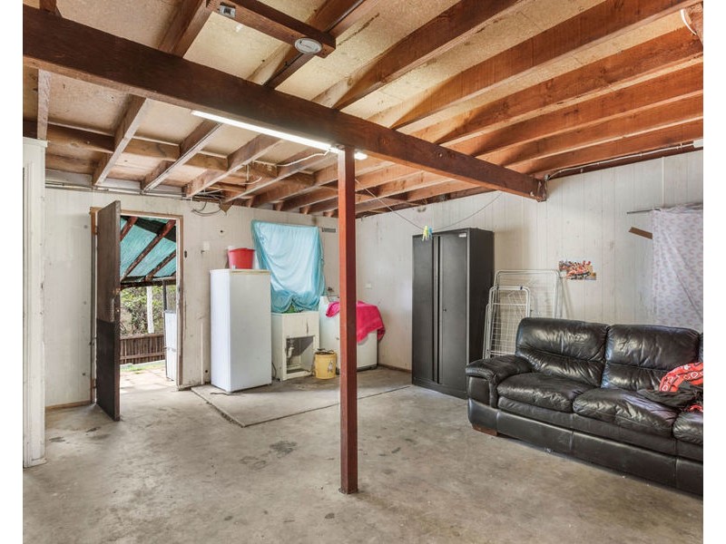 35 Joseph Street, Dinmore QLD 4303