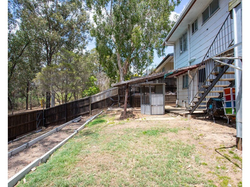 35 Joseph Street, Dinmore QLD 4303