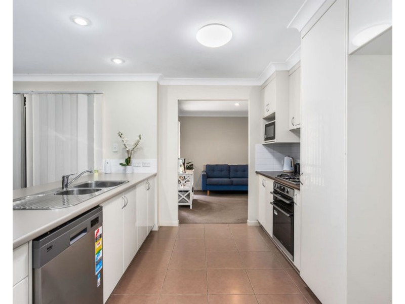 36 Hazelwood Court, Flinders View QLD 4305