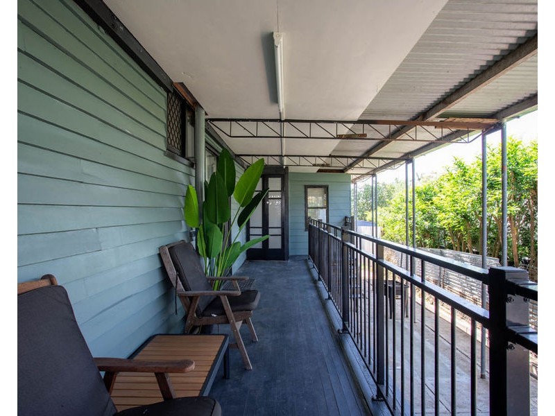 14 Schelbach Street, Booval QLD 4304