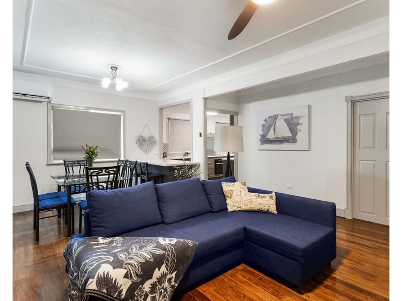 14 Schelbach Street, Booval QLD 4304